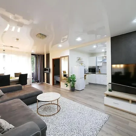61 M2 Erdgeschosswohnung Mit Eigenem Parkplatz Vorm Haus Osnabrueck Exterior photo
