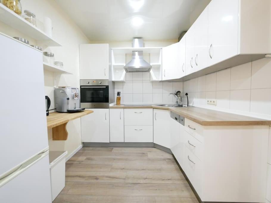 Apartment 61 M2 Erdgeschosswohnung Mit Eigenem Parkplatz Vorm Haus Osnabrueck
