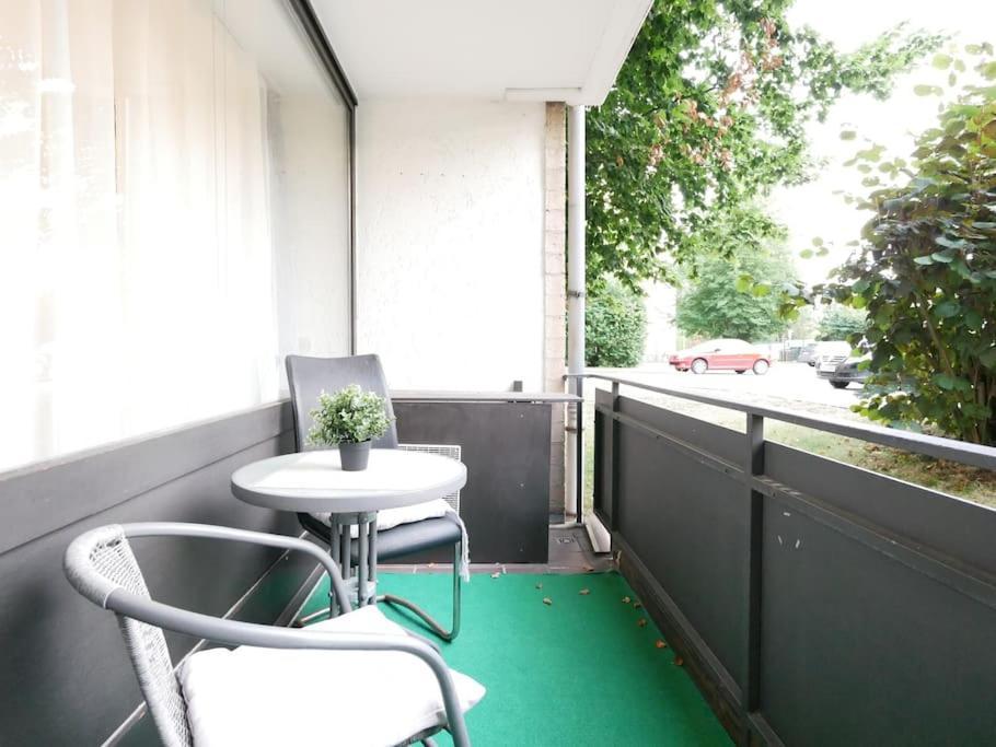 61 M2 Erdgeschosswohnung Mit Eigenem Parkplatz Vorm Haus Osnabrück